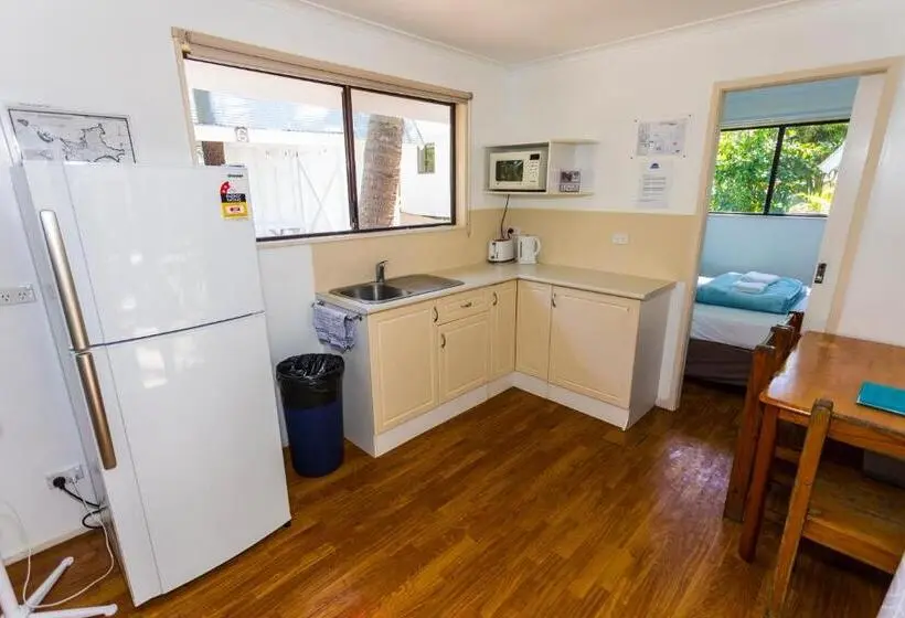 スタンダードバンガロー, Great Keppel Island Hideaway