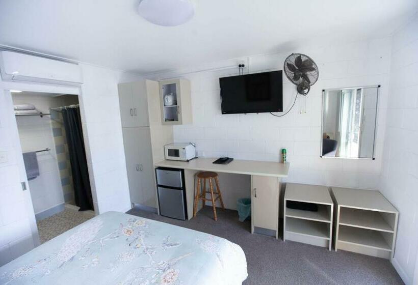 غرفة عائلية, Tuross Head Motel