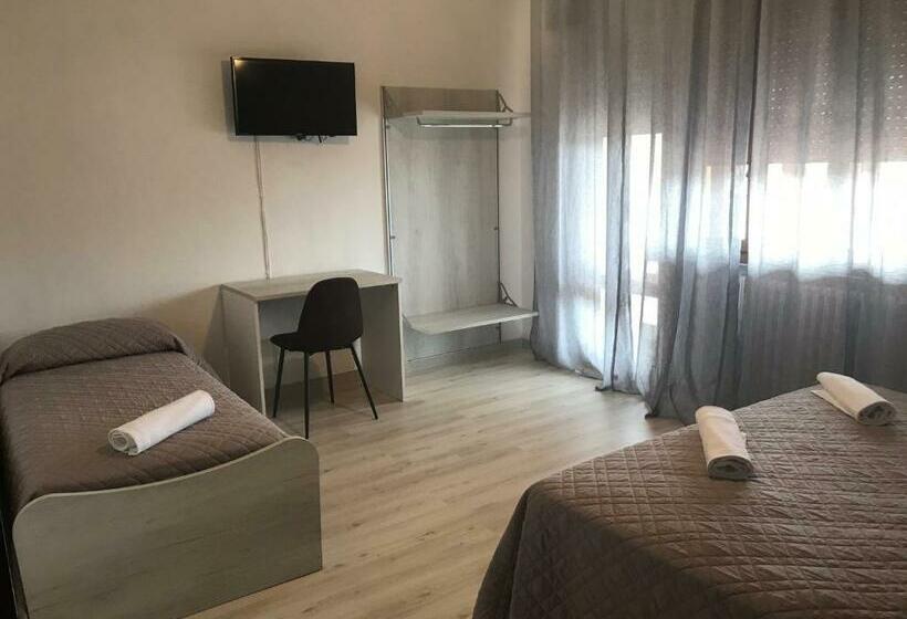 Номер Стандарт Трехместный, Albergo Ristorante Uspa