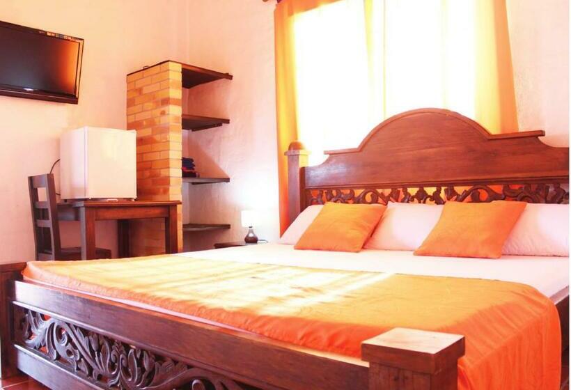 Standard Szoba King Size Bed, Cristo Rey Campestre