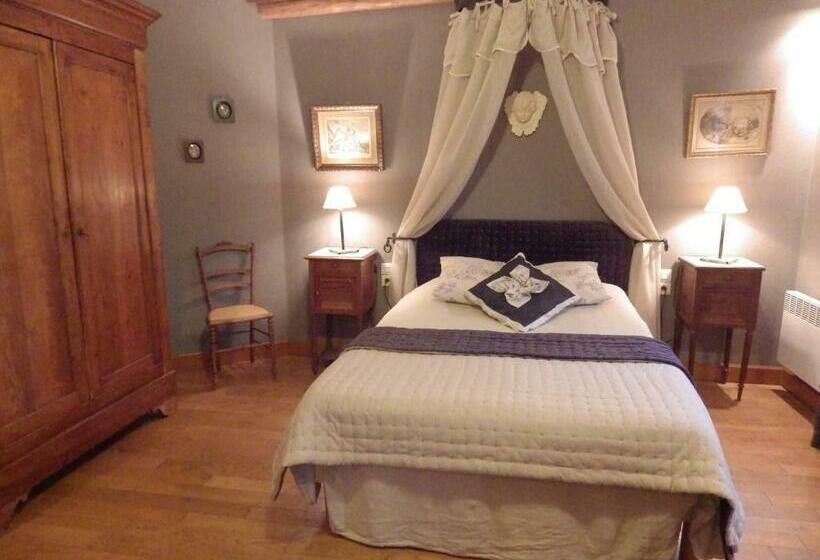 스탠다드 트리플 룸, Ferme Clatot