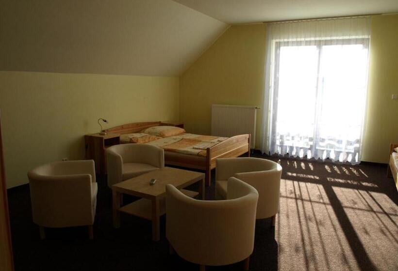 패밀리 룸, Penzion Tetřívek