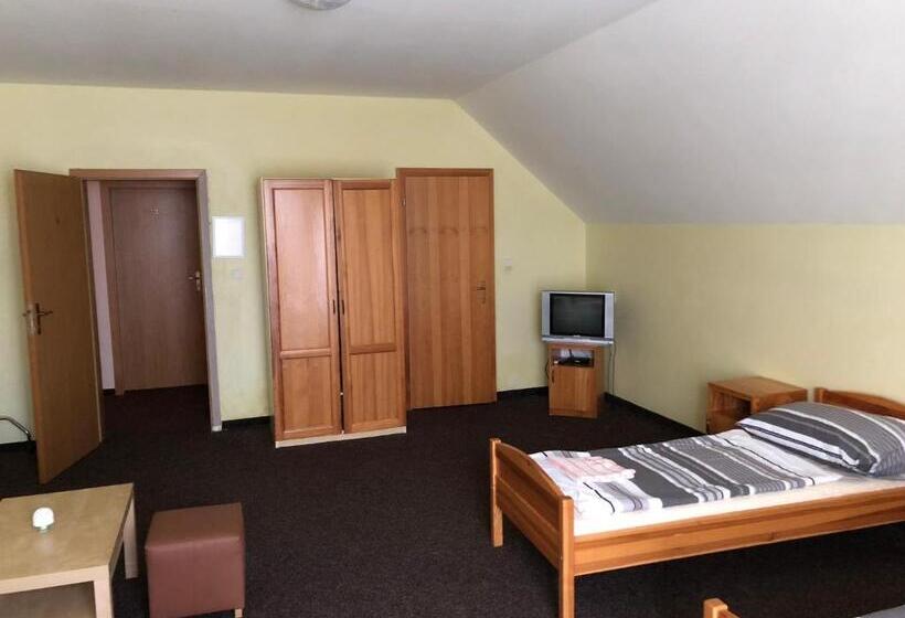 패밀리 룸, Penzion Tetřívek