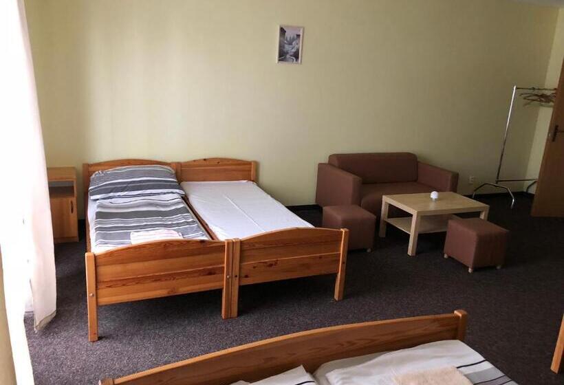 패밀리 룸, Penzion Tetřívek