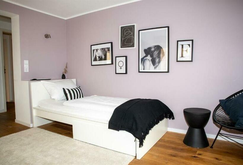 バルコニー付きスタンダードルーム, Peterlhaus