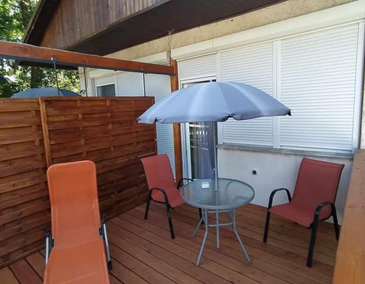 غرفة قياسية داخلية, Tölgyfa Panzió