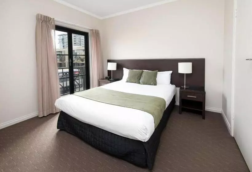 آپارتمان 1 خوابه, Frome Apartments