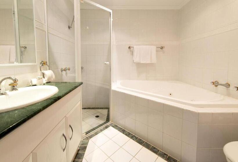 شقة 3 غرف, Frome Apartments