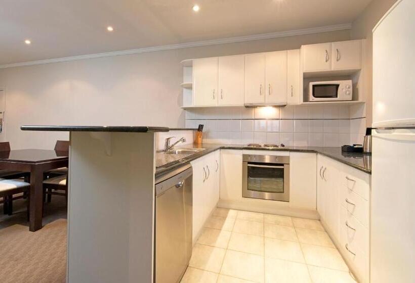 شقة 3 غرف, Frome Apartments