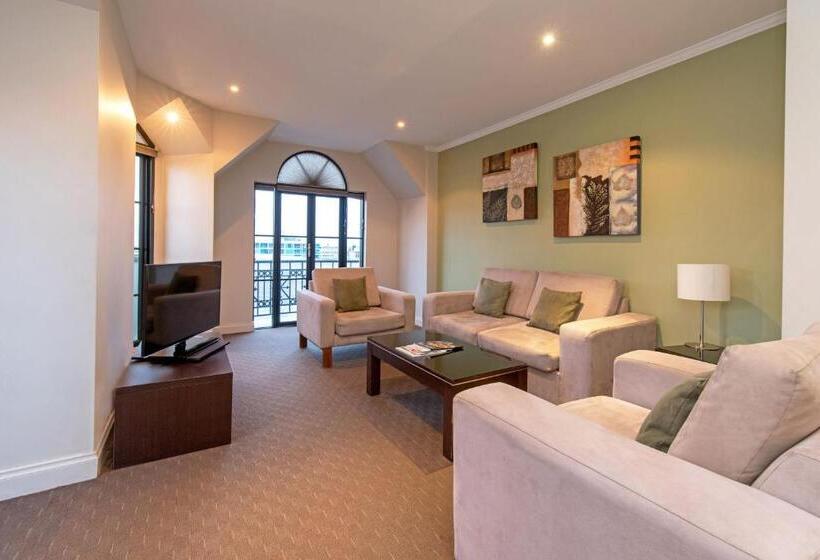 침실 3개 아파트, Frome Apartments