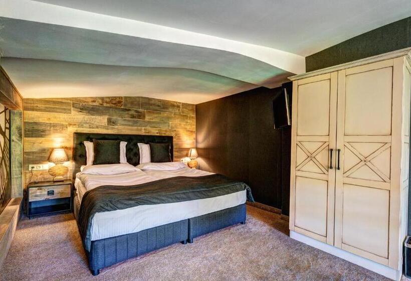 ドゥプレックスルーム, Grand Hotel Murgavets