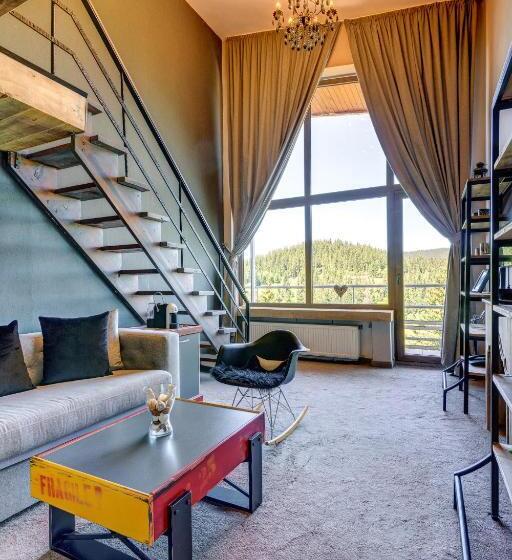 غرفة دوبلكس, Grand Hotel Murgavets