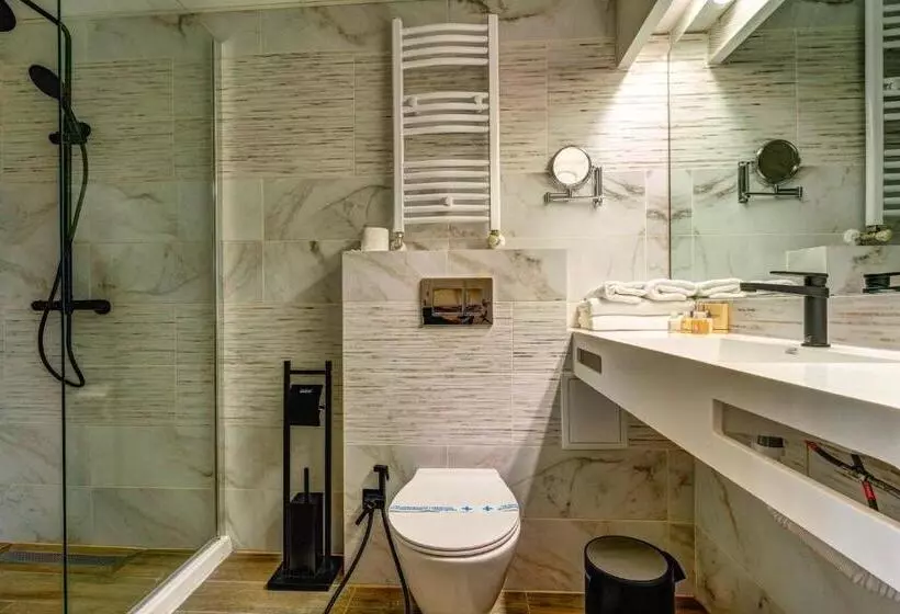 １ベッドルームのデラックスアパートメント, Grand Hotel Murgavets