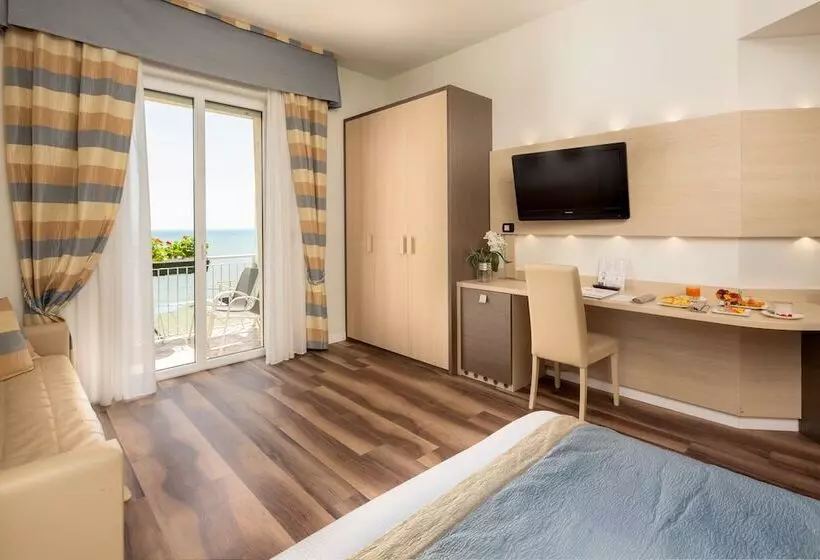 Sviitti Merinäkymä, Best Western Plus Tigullio Royal