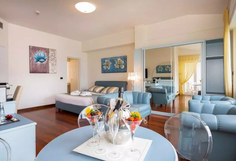 Sviitti Merinäkymä, Best Western Plus Tigullio Royal