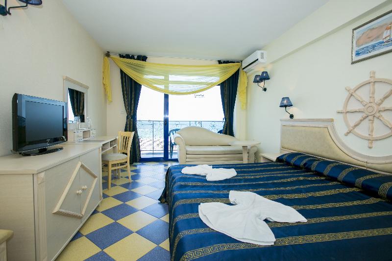 اتاق استاندارد با چشم‌انداز دریا, Chaika Beach Resort