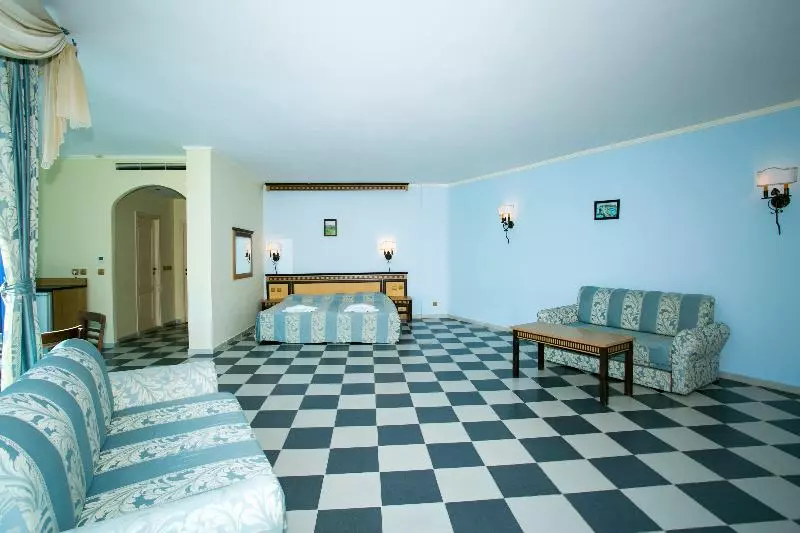パークビュースタンダードステューディオ, Chaika Beach Resort