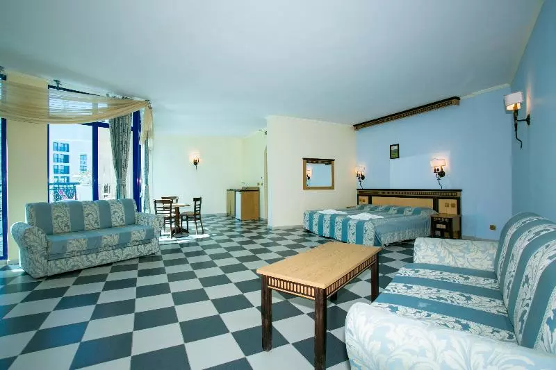パークビュースタンダードステューディオ, Chaika Beach Resort