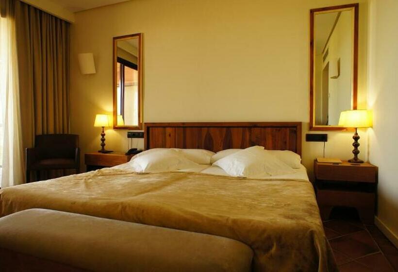 带城市景观的标准间, Cigarral El Bosque