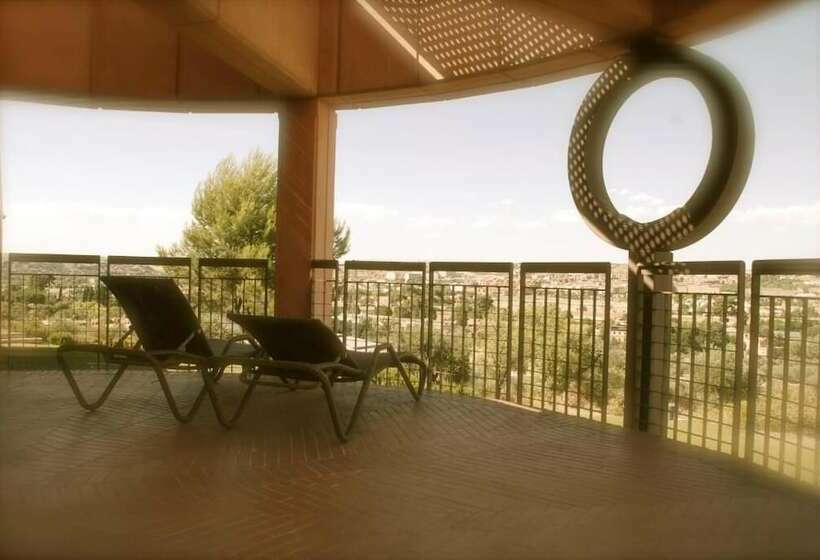 带城市景观的套间, Cigarral El Bosque