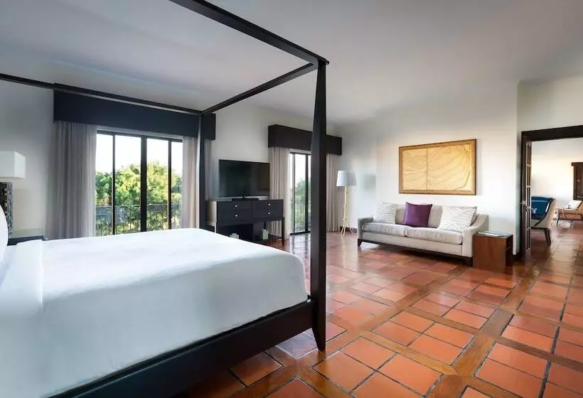 سوئیت پرزیدنت, Costa Rica Marriott Hotel Hacienda Belen