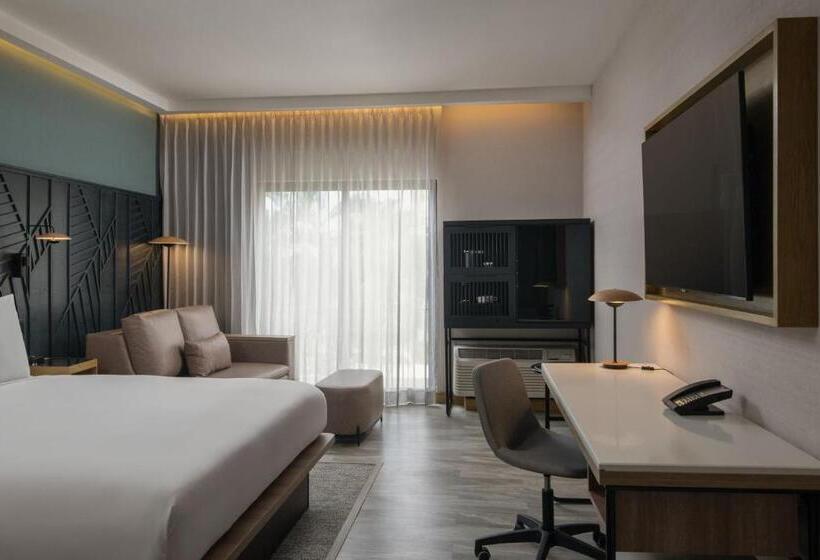 اتاق استاندارد با تخت بزرگ, Courtyard By Marriott Santo Domingo