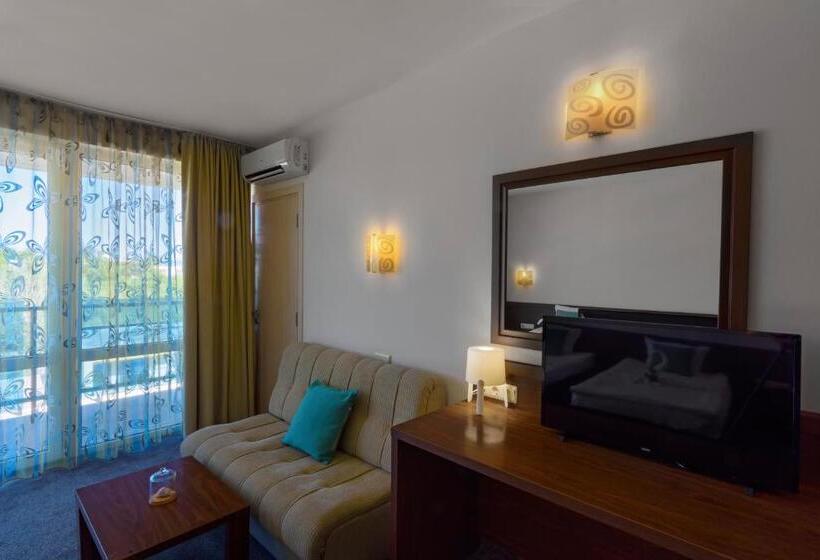 标准间, Glarus Beach