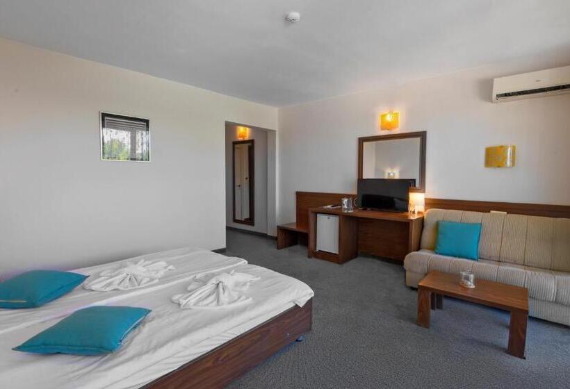 标准间, Glarus Beach