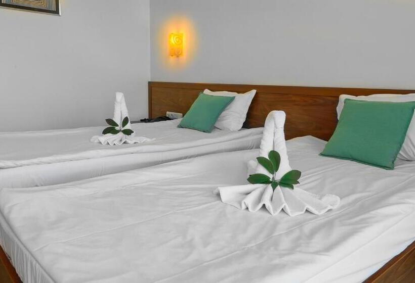 标准间, Glarus Beach