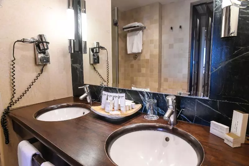 اتاق اکونومی, Gran Hotel Guadalpín Banus