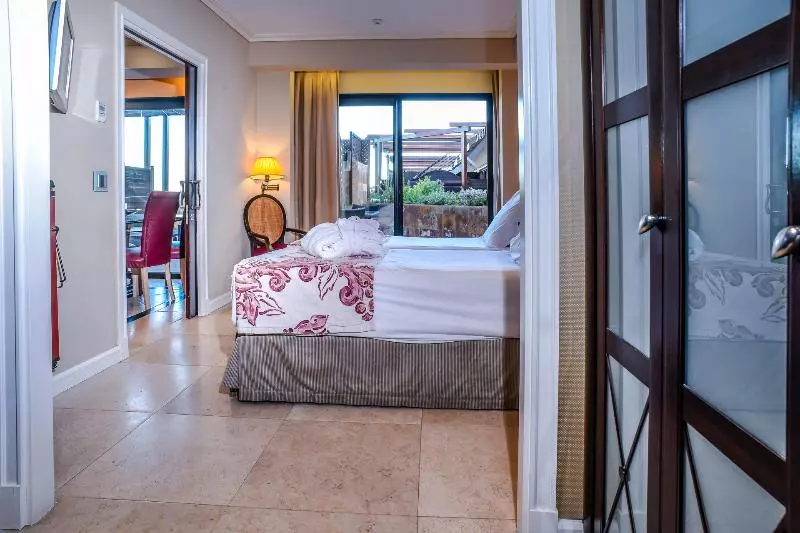 Superior Junior Suite