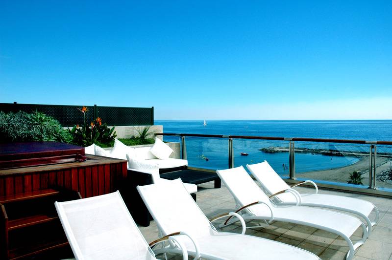 디럭스 주니어 스위트, Gran Hotel Guadalpín Banus