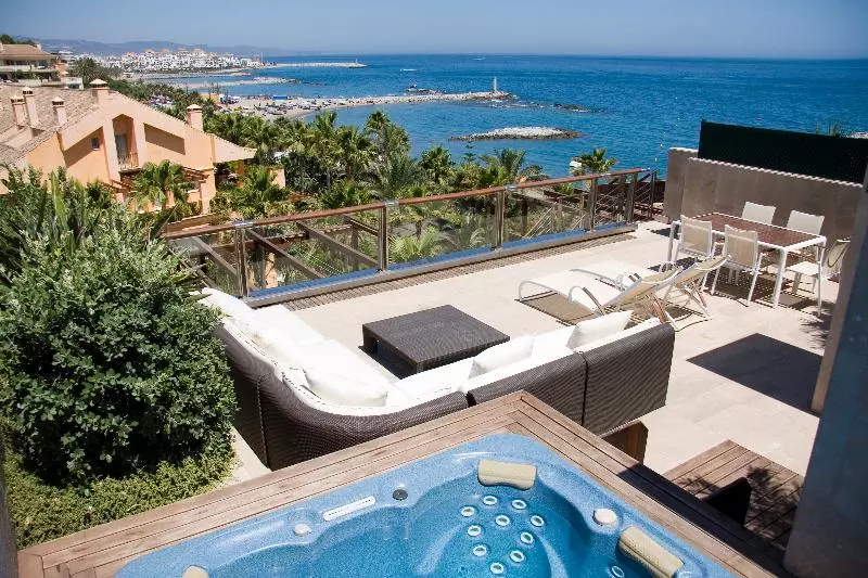 سوییت جونیور لوکس, Gran Hotel Guadalpín Banus
