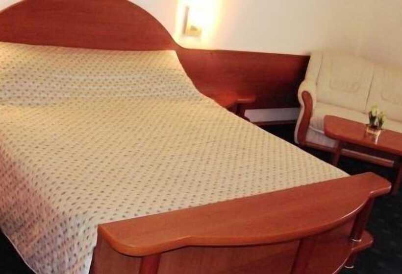 اتاق استاندارد, Irisa