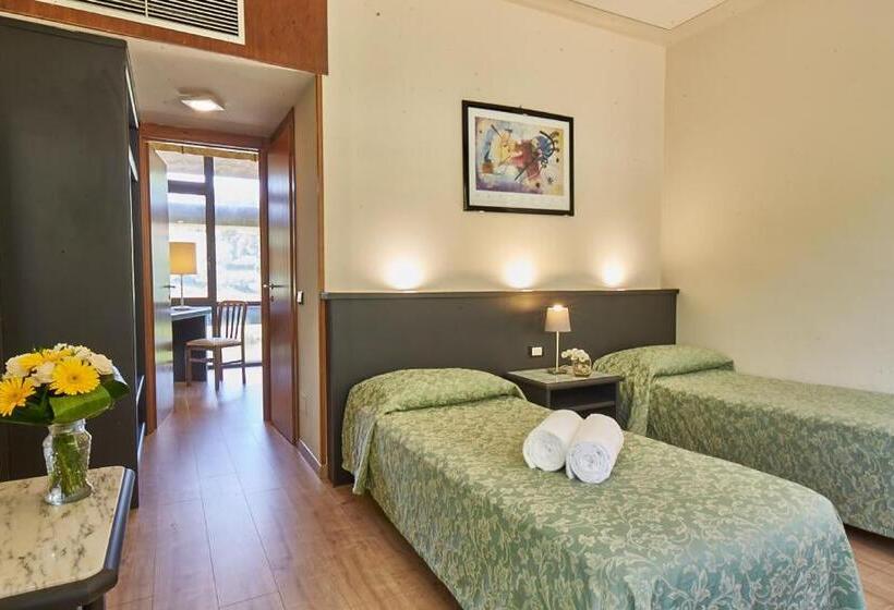 اتاق کلاسیک خانوادگی, Lago Verde