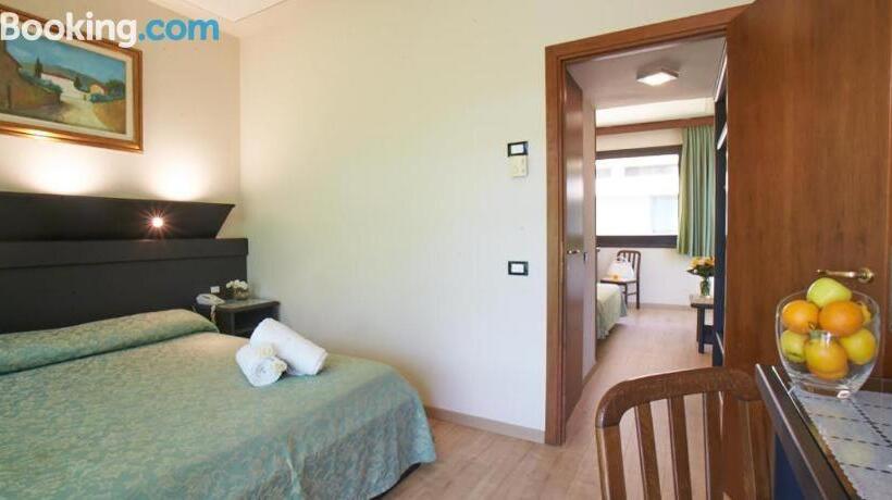 اتاق کلاسیک چهارنفره, Lago Verde