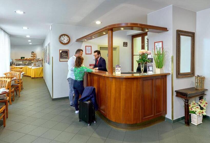 اتاق استاندارد یک نفره, Melantrich