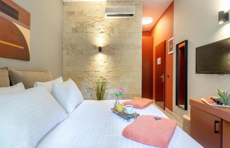 エコノミールーム, Podstine