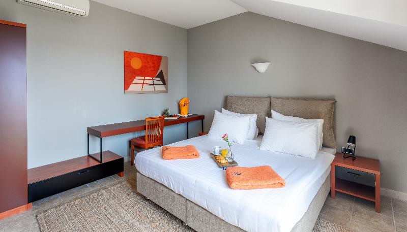 スーペリアールーム, Podstine