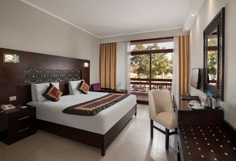 اتاق یک تخته با چشم‌انداز باغ, Pyramisa Island Hotel Aswan