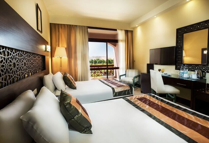 اتاق یک تخته با چشم‌انداز باغ, Pyramisa Island Hotel Aswan