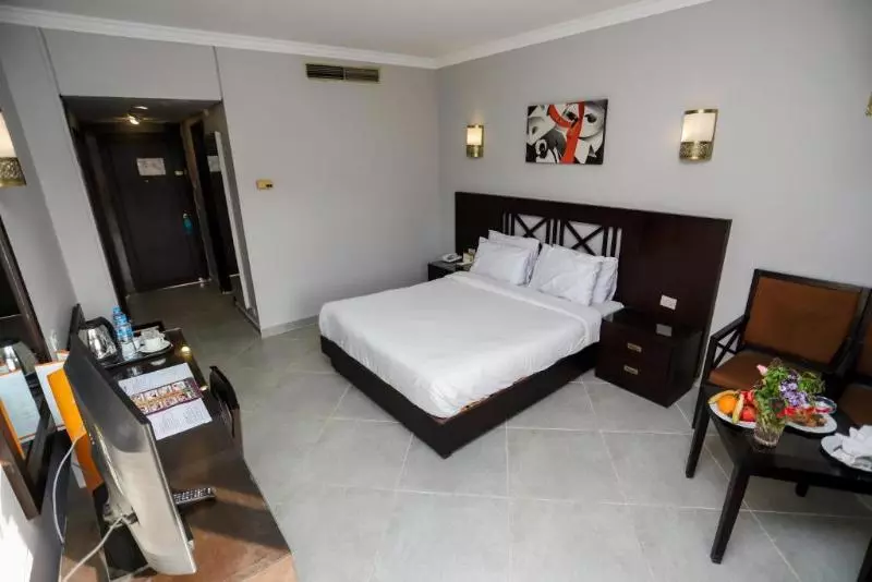 庭の見えるスタンダードトリプルルーム, Pyramisa Island Hotel Aswan