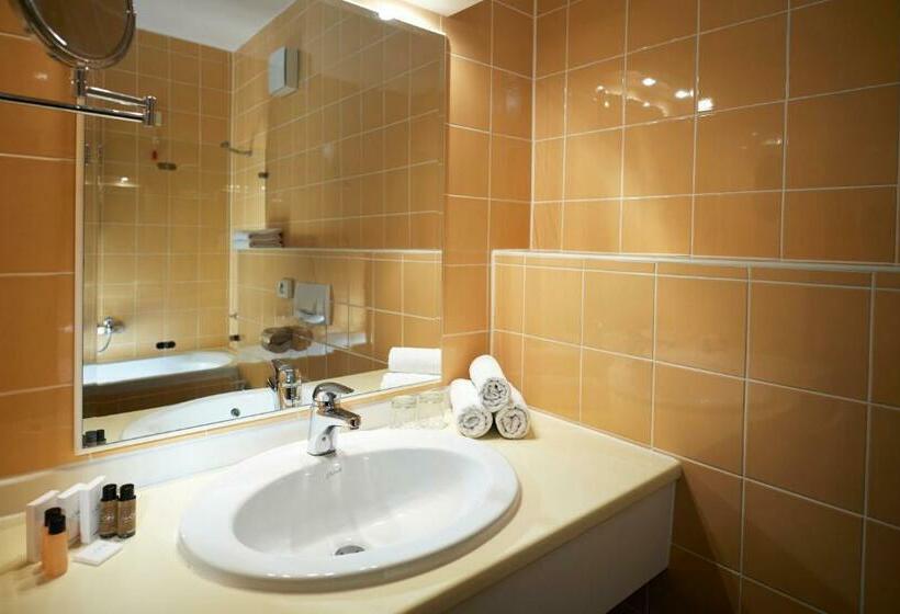 اتاق خانوادگی با چشم‌انداز دریا, Riviera   Terme & Wellness Lifeclass