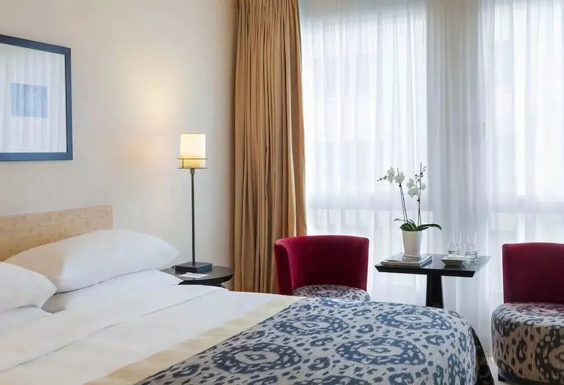 Standard-huone Puutarhanäkymä, Jade Manotel