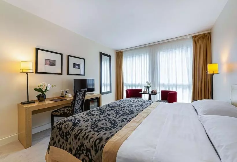 Standard-huone Puutarhanäkymä, Jade Manotel