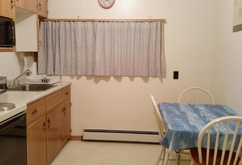 스탠다드 룸 주방구비, Aberdeen Motel