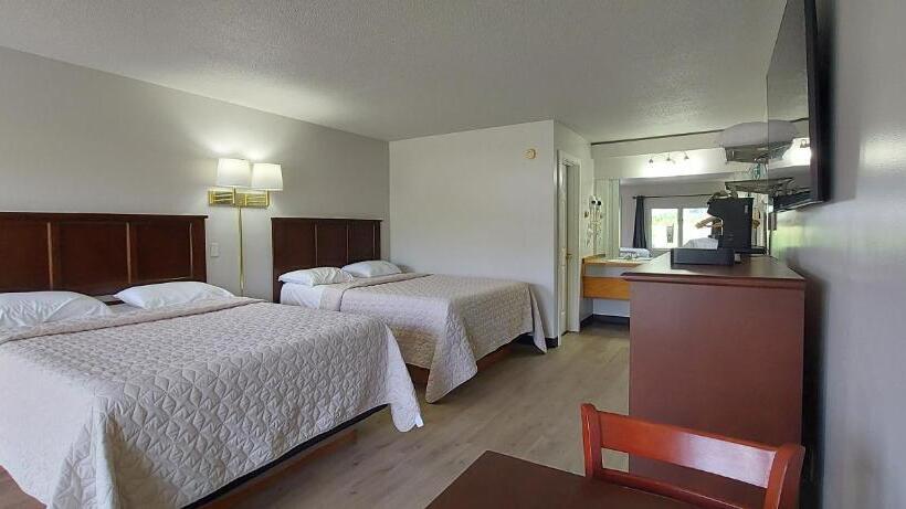 Номер Стандарт 2 Двуспальные Кровати, Canaan Motel