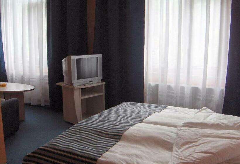 חדר סטנדרט, Perfect