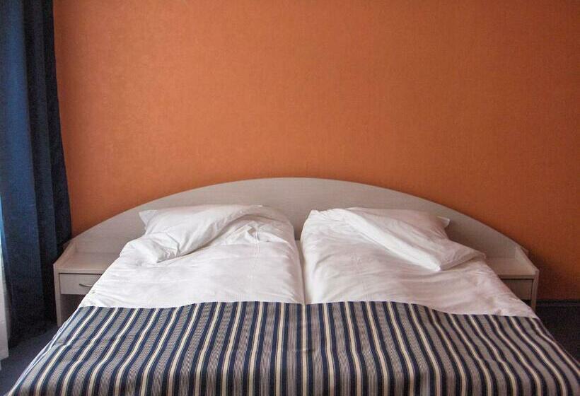 חדר סטנדרט, Perfect