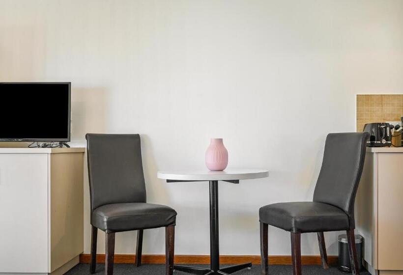 スタンダードルーム, The Shore Motel Milang